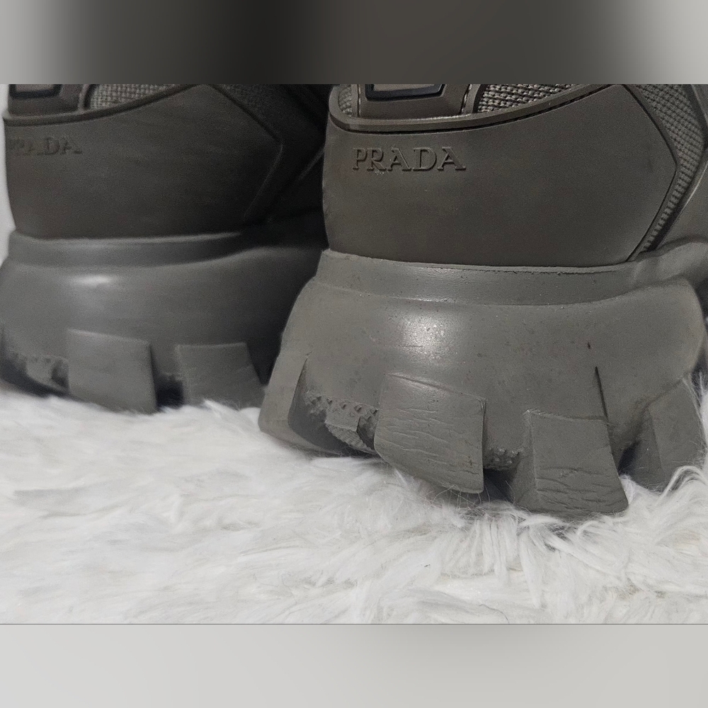 Prada Cloudbust Thunder Gray/Green Sneakers 11 - Picture 8 of 10